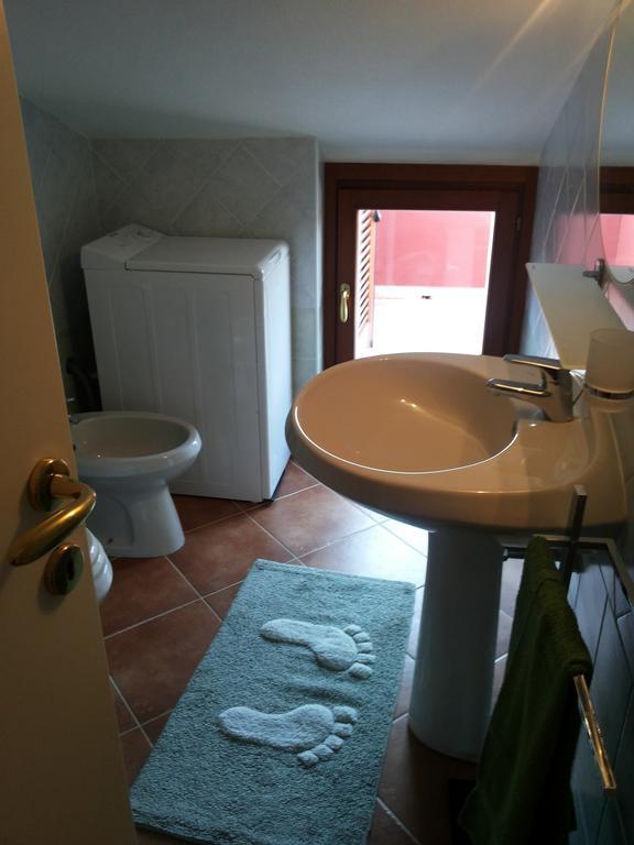 Ferienwohnung Mansardina Sassu Alghero Zimmer foto